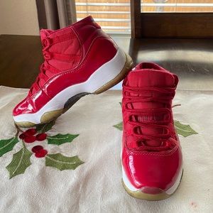 2017 Nike Air Jordan woman’s 8 Concords Space Jam